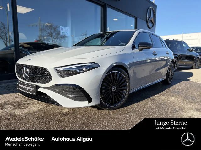 Mercedes-Benz A 180 A 180 AMG Night Dist MLED AHK KeylGO Sound 360° 2026 Benzine