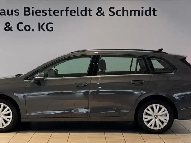 Volkswagen Golf Variant VIII Style 2.0TDI DSG LED AHK ACC APP Klima Navi 2025 Benzine