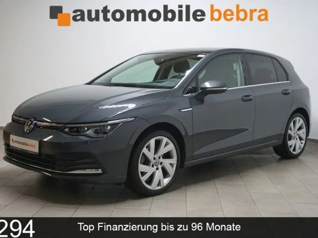 Volkswagen Golf 8 2.0TSI DSG Style Virtual AHK Pano Sthz 2022 Benzine