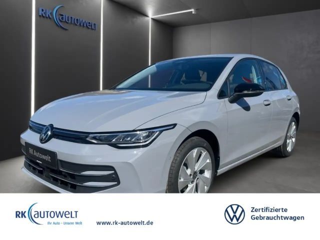 Volkswagen Golf VIII Energy 1.5 eTSI DSG LED Navi Climatronic Sitz 2026 Benzine