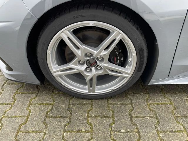 Corvette C8