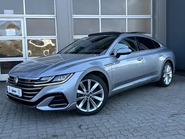 Volkswagen Arteon R-Line eHybrid AHK Navi Shz LED Massage 2021 Hybride / Benzine