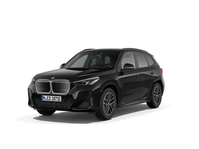 BMW iX1 XDRIVE30 Sportpaket HUD AD AHK-klappbar AHK Navi D 2023 Elektrisch