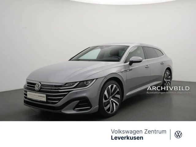 Volkswagen Arteon Shooting Brake eHybrid R-Line MATRIX A 2023 Hybride / Benzine