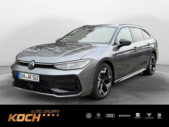 Volkswagen Passat Variant 2.0TDI R-Line 4M DSG Pano AHK 2025 Diesel