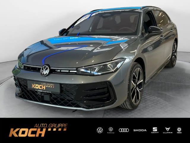 Volkswagen Passat Variant 2.0TDI R-Line DSG 4M Leder AHK LE 2025 Diesel