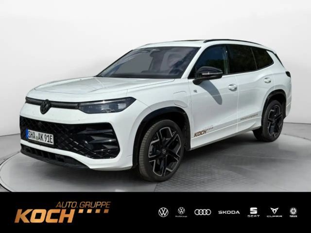Volkswagen Tayron eHybrid R-Line DSG AHK HUD NAVI PANO 2025 Hybride / Benzine