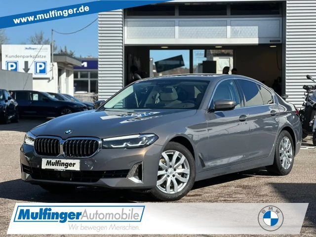 BMW 530 i xDr.Sports.HUD ACC GlasD.Intel-Aktivl.HiFi 2023 Benzine