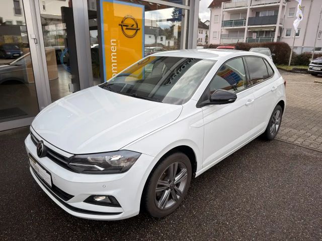 Volkswagen Polo 5-tg United Navi,SHZ,PDC,Alwetter,Telefon,Alufelge 2021 Benzine