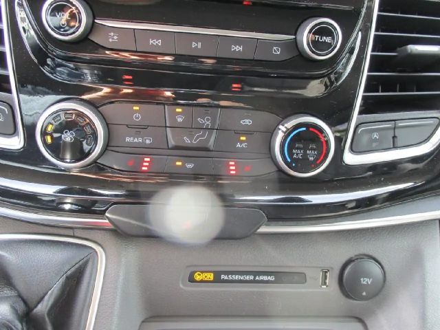 Ford Tourneo