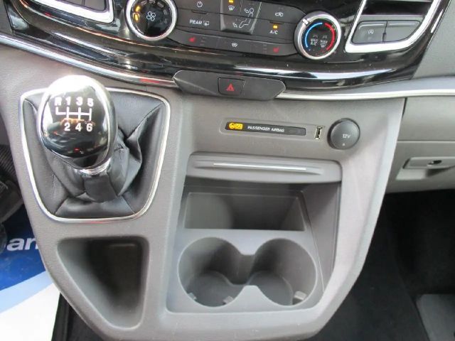 Ford Tourneo