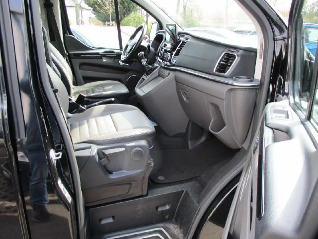 Ford Tourneo