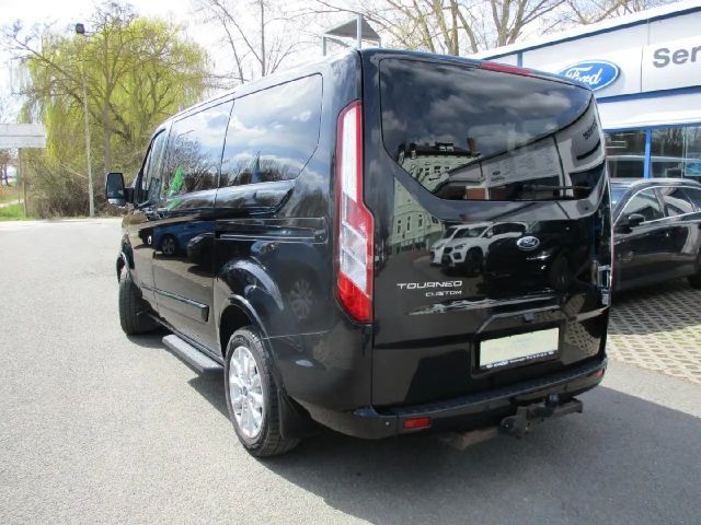 Ford Tourneo