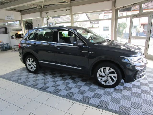 Volkswagen Tiguan Elegance 4Motion, AHK, 2022 Diesel