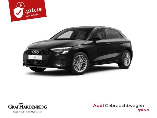 Audi A3 Sportback 35 TFSI . LED Navi 2024 Benzine