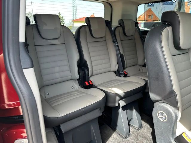 Ford Tourneo Custom