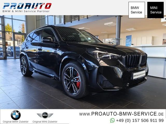 BMW X1 18i sDrive M Sport PRO AHK/Pano/360°/HUD/19"/Komf. 2025 Benzine