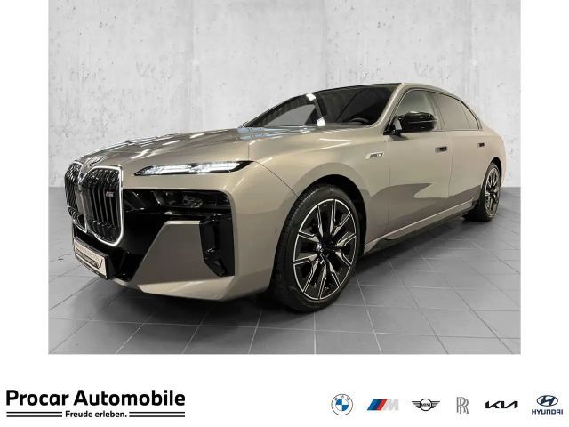 BMW i7 M70 xDrive M Sport TV PANO ACC 360°KAM RFK NAVI St 2024 Elektrisch