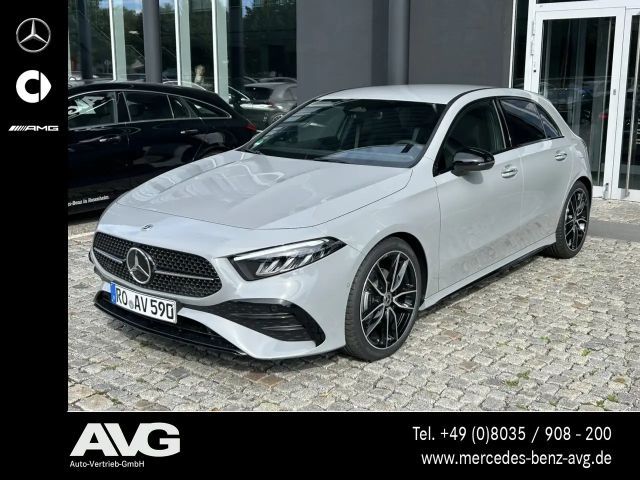 Mercedes-Benz A 200 A 200 AMG Special Edition AHK LED Park RF Night 2025 Benzine