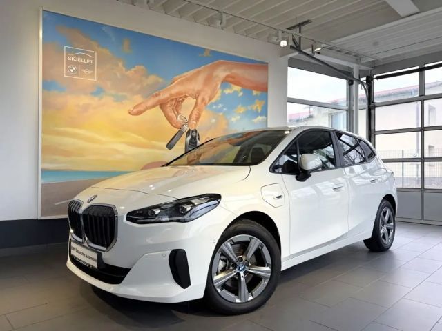 BMW 225 225e xDr. Active Tourer HUD+KOMF+NAVI+KAM+ad.LED 2022 Hybride / Benzine