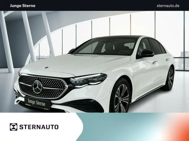 Mercedes-Benz E 200 E 200 AMG Line/Pano.-Dach/Distronic/Kamera/Navi 2025 Benzine