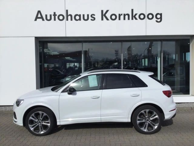 Audi Q3 35 TFSI S-tronic advanced S-Line GAR 01.28 Navi 2023 Benzine