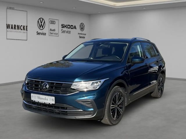 Volkswagen Tiguan 2.0 TDI Active DSG LED ACC AHK NAV PDC RFK SHZ LM 2023 Diesel