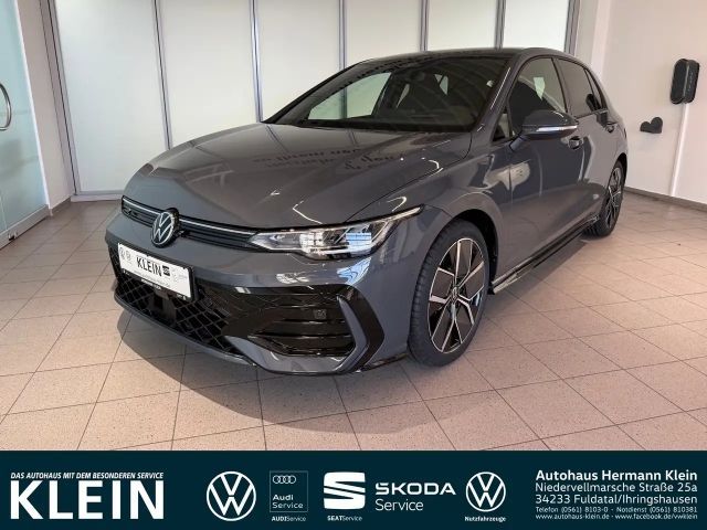 Volkswagen Golf VIII 1.5 eTSI R-Line 2026 Benzine