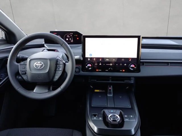 Toyota C-HR+