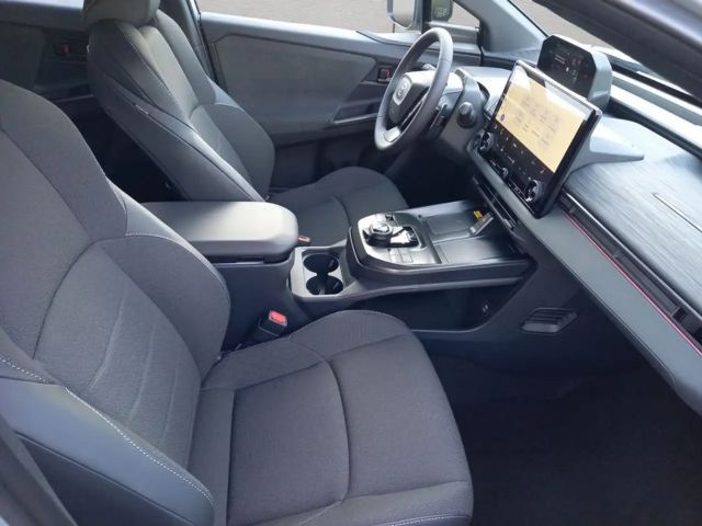 Toyota C-HR+