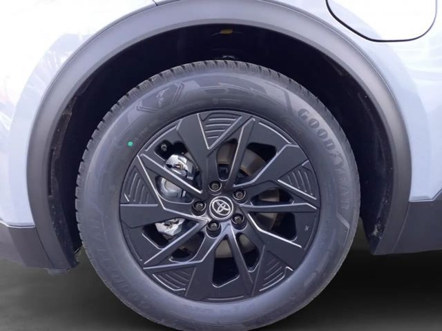 Toyota C-HR+