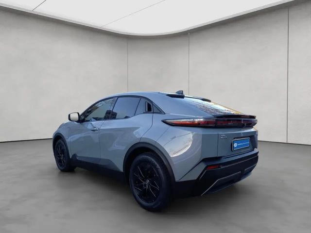 Toyota C-HR+