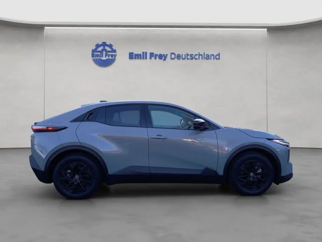 Toyota C-HR+