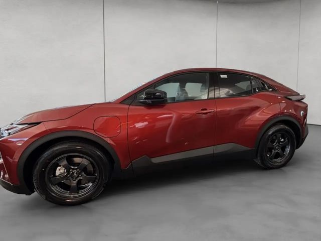 Toyota C-HR+
