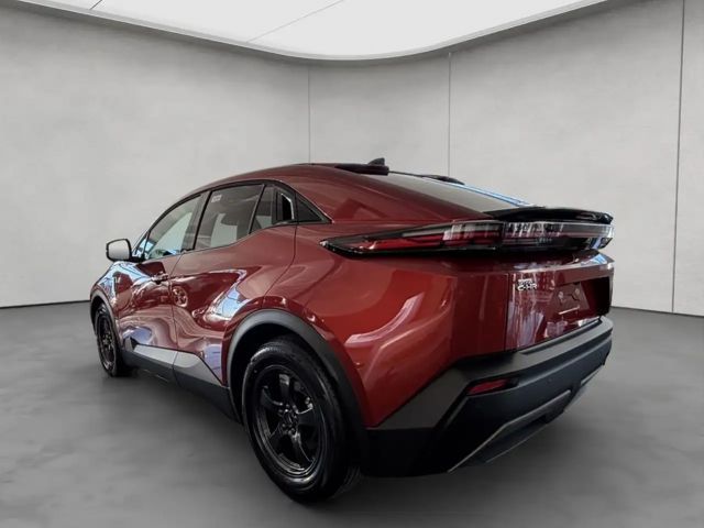 Toyota C-HR+