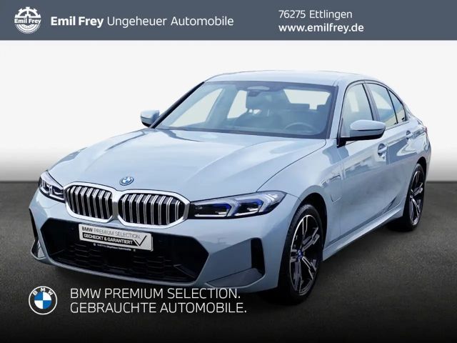 BMW 330 e xDrive Aut. 2023 Hybride / Benzine