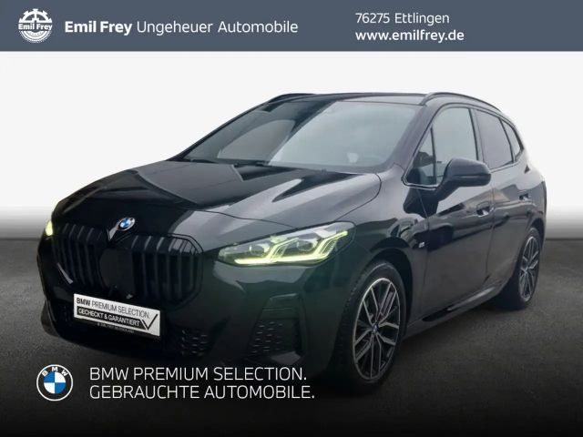 BMW 220 220i Active Tourer Aut. *PANO*AHK*HuD* 2022 Benzine