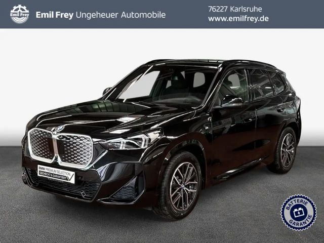 BMW iX1 xDrive30 M Sportpaket 2025 Elektrisch