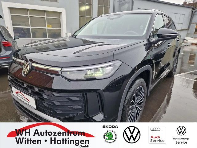Volkswagen Tayron 1,5 eHybrid DSG Life PANORAMA AHK REARVIEW NAVI... 2026 Hybride / Benzine