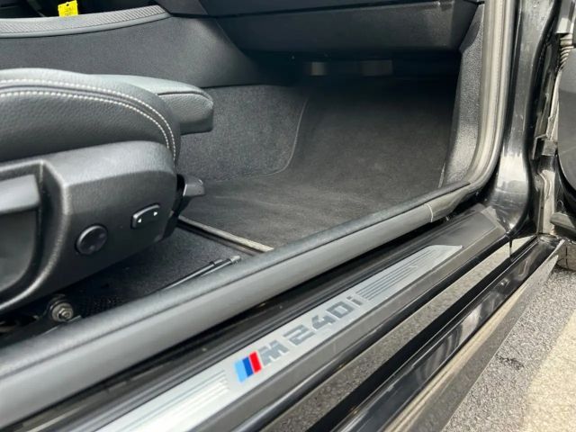 BMW 240