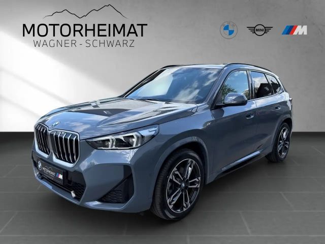 BMW X1 sDrive20i M Sport 19" Pano eSitze AHK HiFi 2025 Benzine