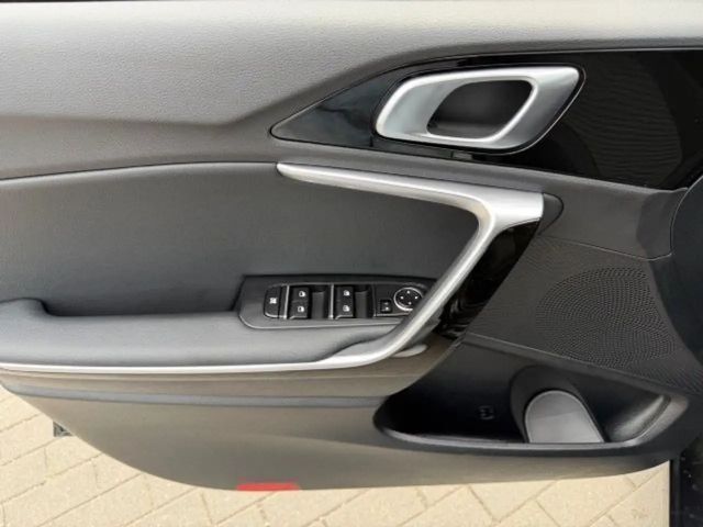 Kia Ceed / cee'd