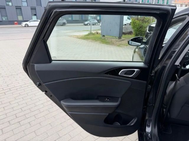 Kia Ceed / cee'd