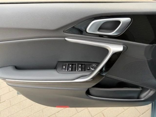 Kia Ceed / cee'd