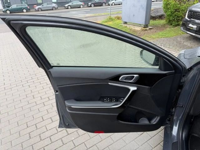 Kia Ceed / cee'd
