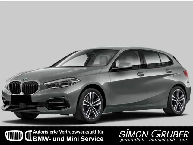 BMW 118 i Sport Line Live Cockpit Prof LED Kamera 2025 Benzine
