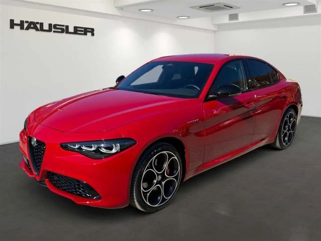 Alfa Romeo Giulia 2.0T Q4 Veloce AHK ACC LED PDC Kamera Navi Sitzhei 2025 Benzine