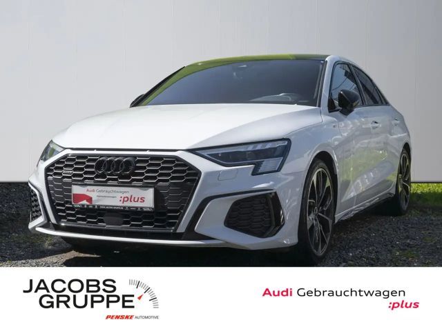 Audi A3 Limousine 40 TFSI quattro S line Optik schwarz/B&O/AHK/Matrix/Kamer 2022 Benzine