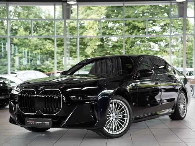 BMW i7 M70 xDrive *21*SkyLounge*B&W*NP210TSD*Alpina 2025 Elektrisch
