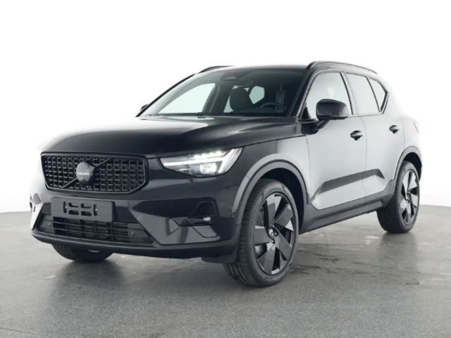 Volvo XC40 Plus Black Edition B3 20''LM Pano 360kam DAB Thors 2025 Benzine
